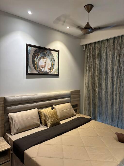 Countryside Luxury Suites - Supernova Noida ニューデリー エクステリア 写真
