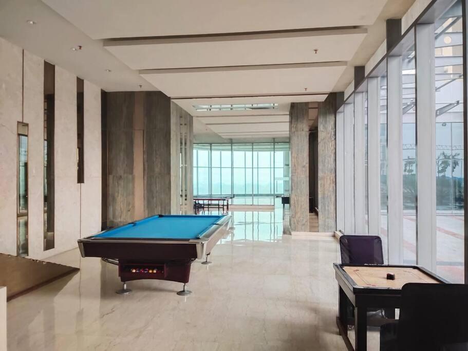 Countryside Luxury Suites - Supernova Noida ニューデリー エクステリア 写真